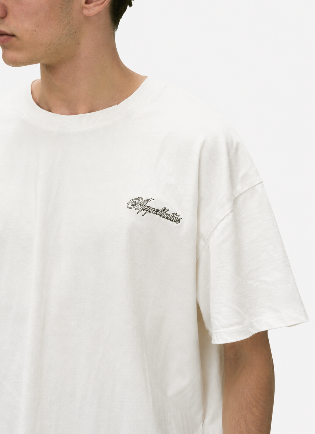 DISTRESSED SCRIPT LOGO T-SHIRT