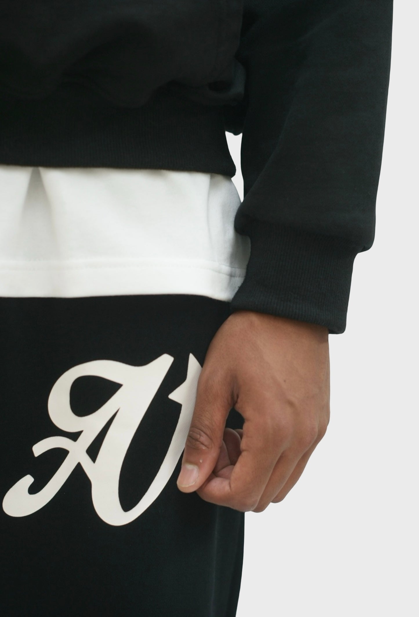 SIGNATURE LOGO STRAIGHT LEG SWEATPANTS